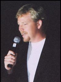 RDM singing at GB 2001