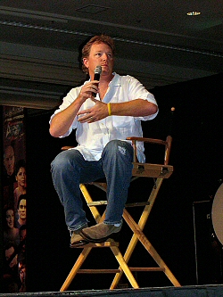 RDM onstage at Creation's 2005 Official Star Trek Event in Las Vegas